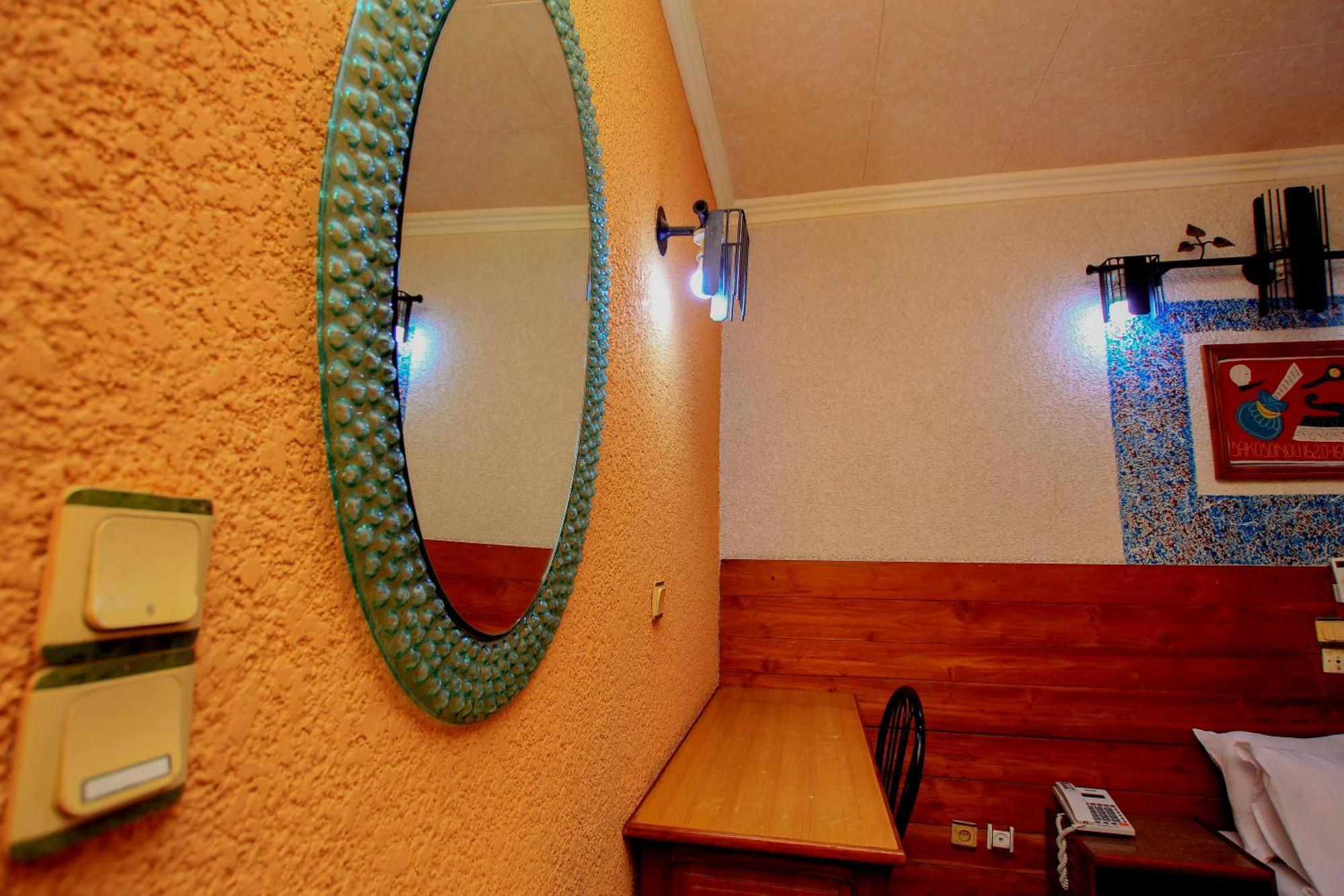 Hotel Le Prince Cotonou Exterior photo