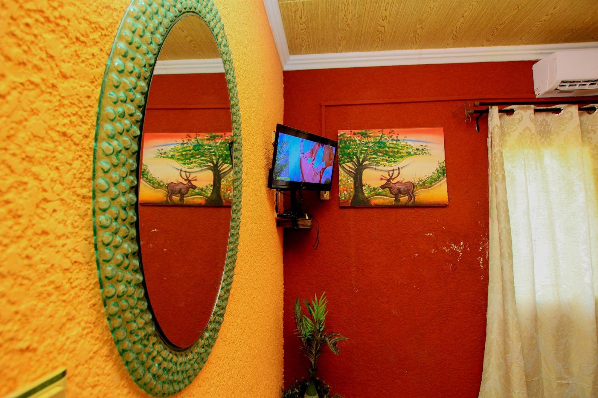 Hotel Le Prince Cotonou Exterior photo